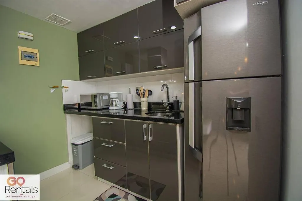 Cozy Studio, Fast Internet, Poblado, Parking Apartment Medellin
